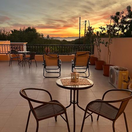 Tres Iguanas Apart Hotel - New, Cozy & Spacious Flats, Short Walk To Beach Loreto  Bagian luar foto